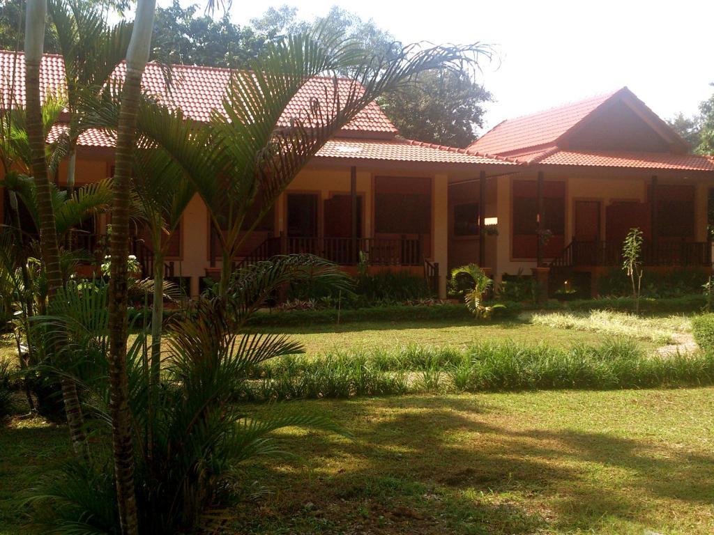 Khunnam Rimtarn Resort Мае Сай Екстериор снимка