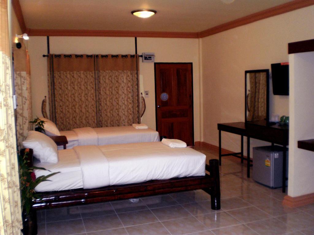 Khunnam Rimtarn Resort Мае Сай Стая снимка