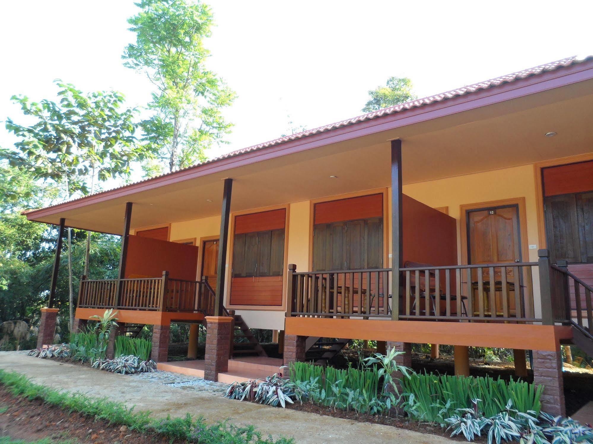 Khunnam Rimtarn Resort Мае Сай Екстериор снимка