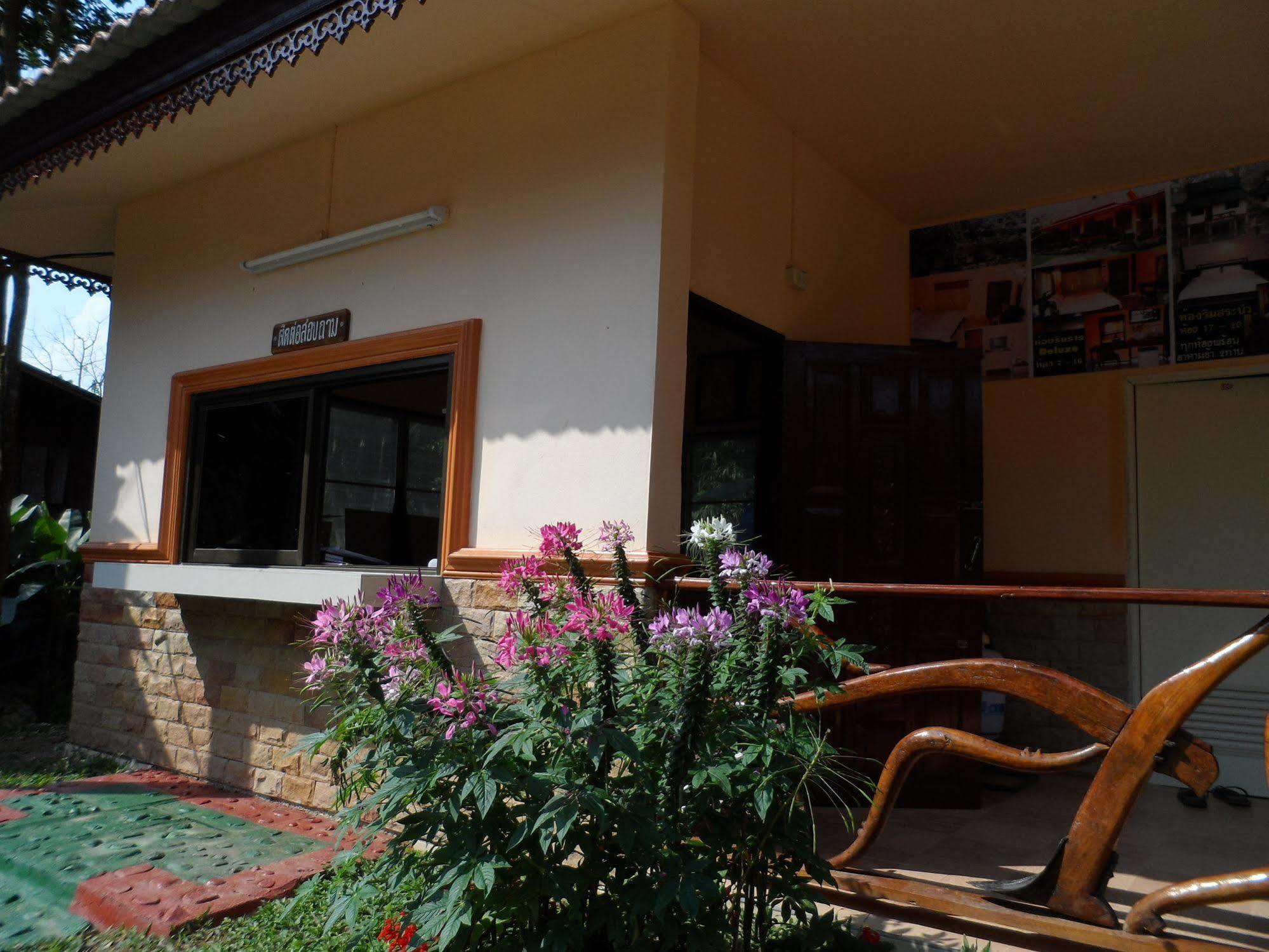 Khunnam Rimtarn Resort Мае Сай Екстериор снимка